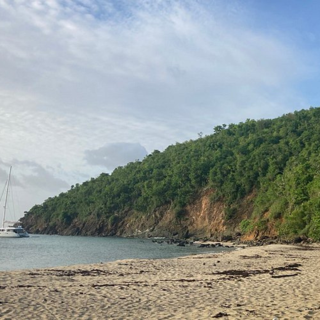 Hiking & Snorkeling Adventure Tour