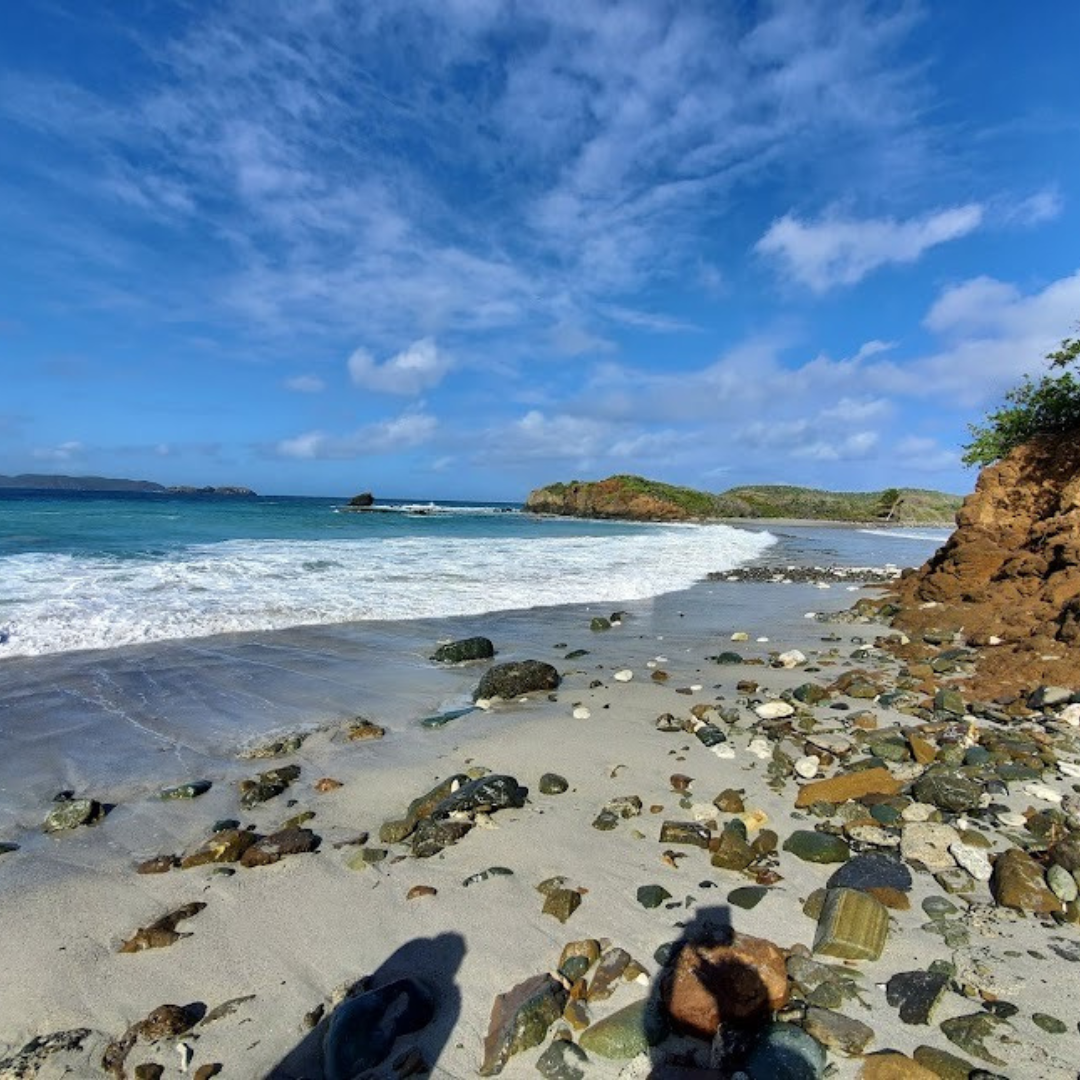 Hiking & Snorkeling Adventure Tour