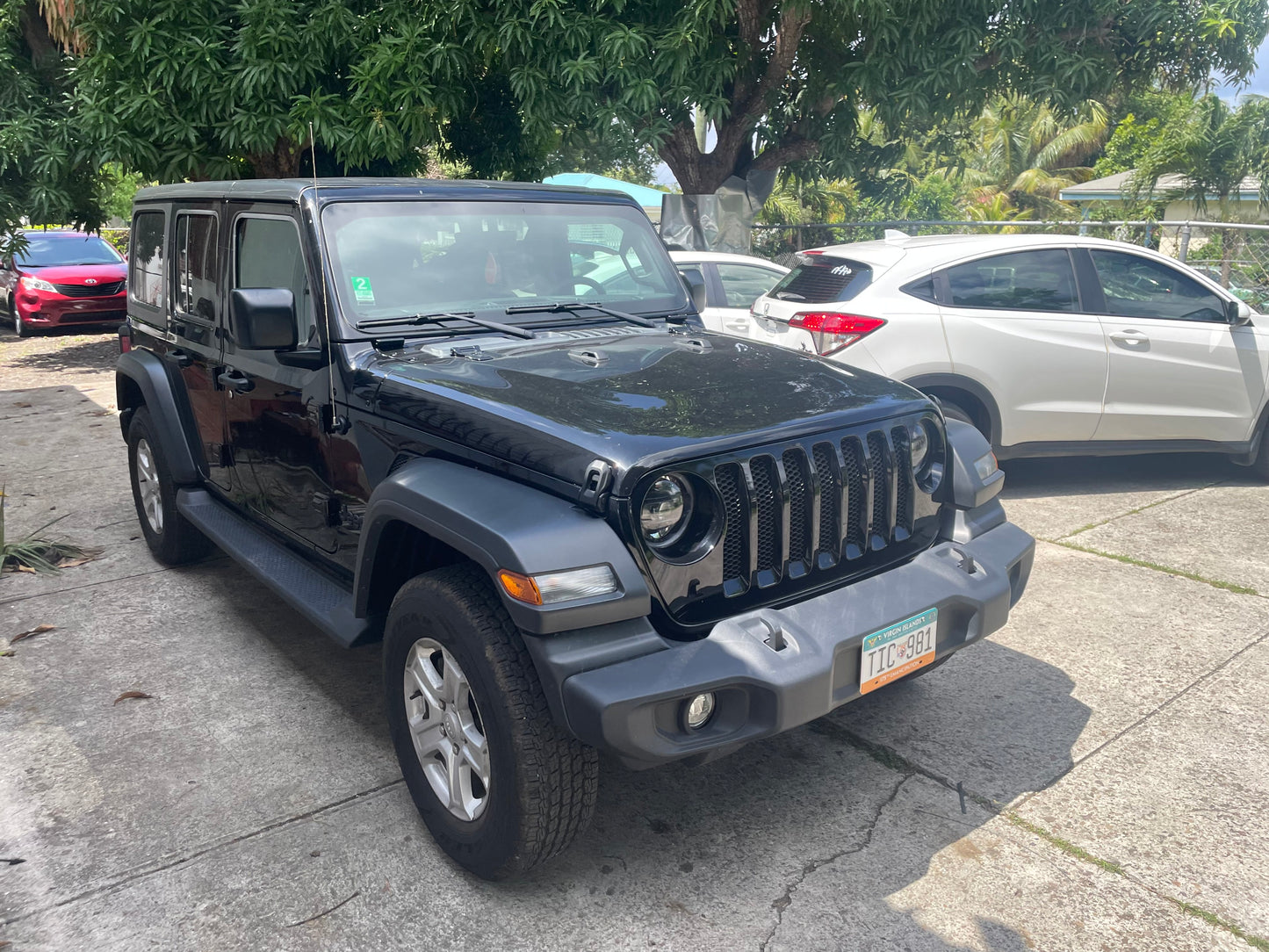 Jeep Wrangler Sport 4x4 2024